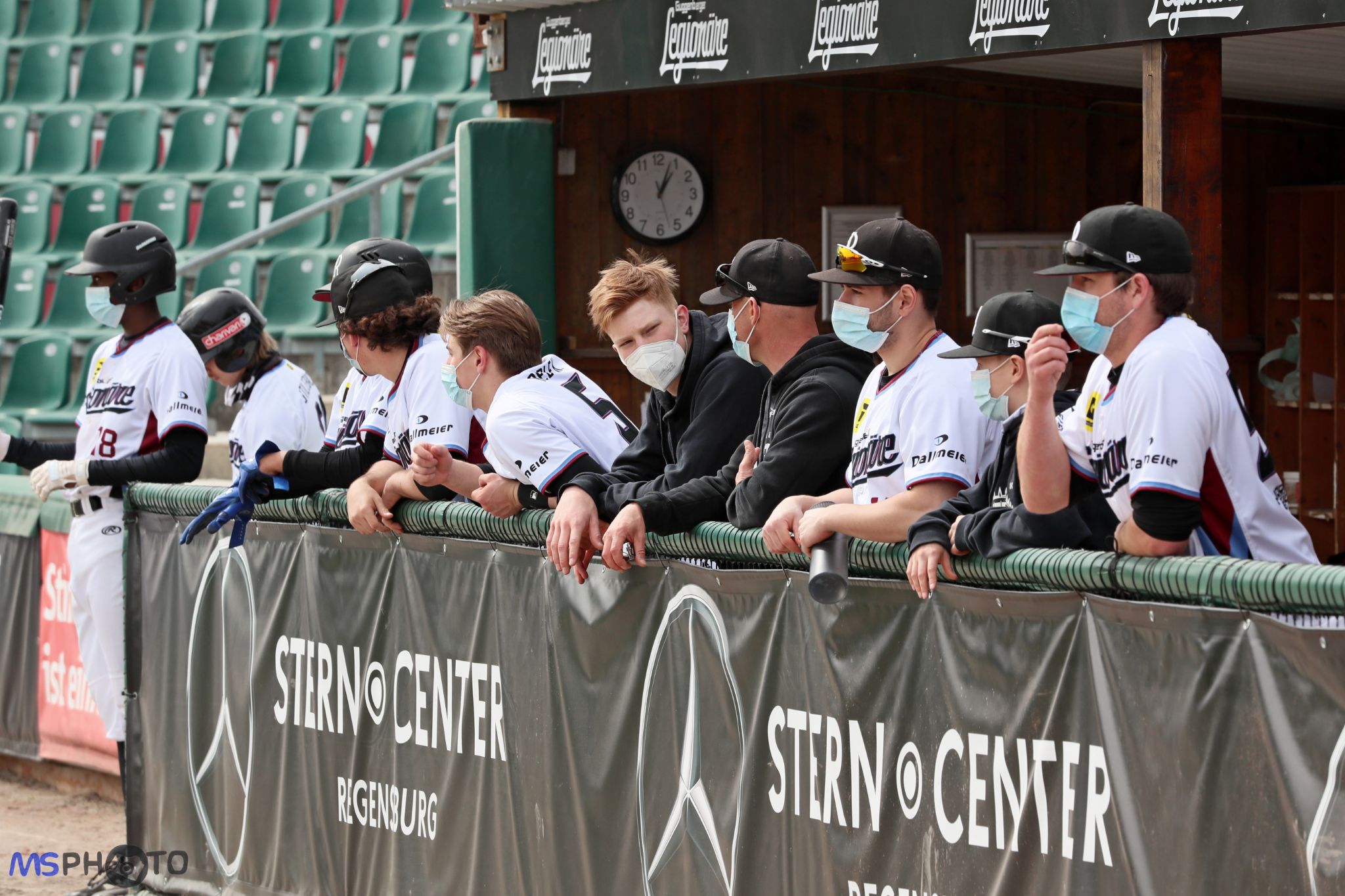 Testspiel Leg Pirats